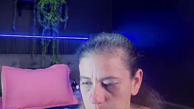 sasi_luna Live XXX-chat