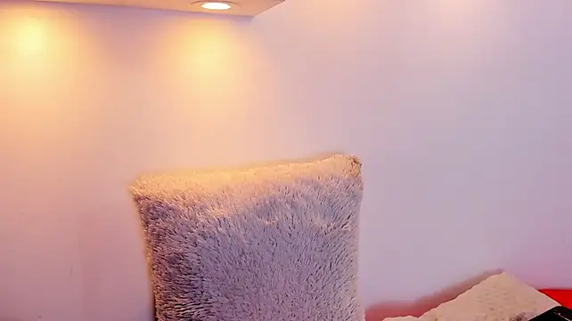 Emily_brussのライブXXXチャット