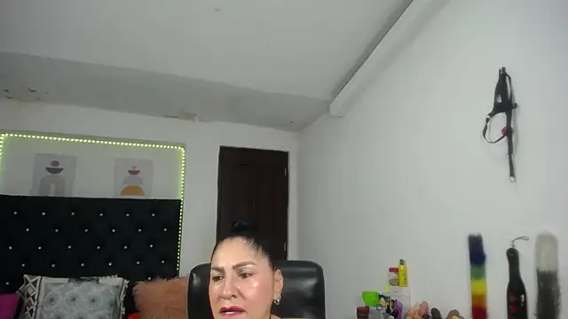 mature_bigboobs10 라이브 XXX 채팅