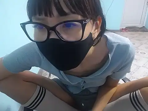elllaaxx XXX чат на живо