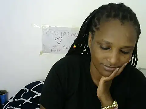 Sex_addict4 Adlı Modelin Canlı XXX Sohbeti