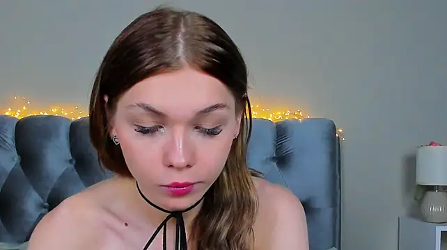 Blondy_Fina élő XXX-chatje