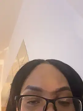 Chaniita Adlı Modelin Canlı XXX Sohbeti