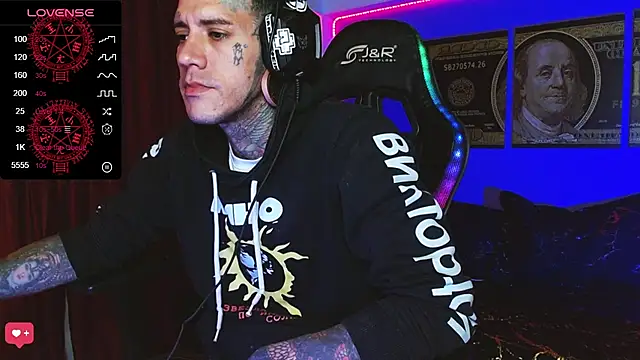 jhonny__ackerman élő XXX-chatje