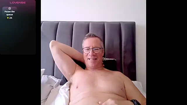 SinfulPulse69 élő XXX-chatje