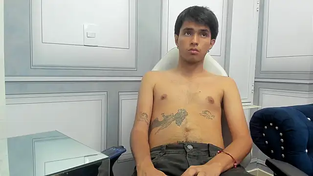 Czat XXX na żywo – Elioth_18