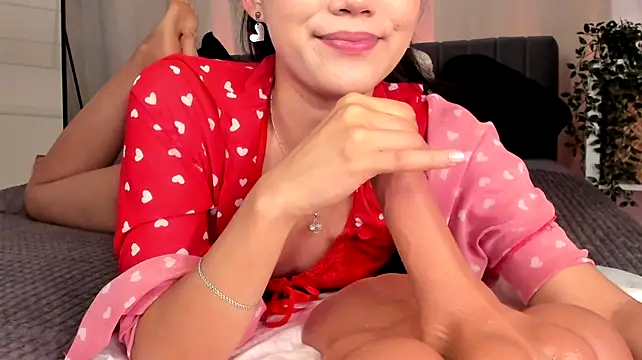 Divine_Madeleine 现场XXX聊天