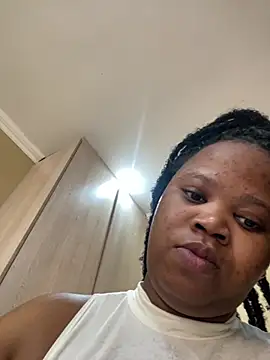 Chat +18 de Princess-Mel21 ao vivo