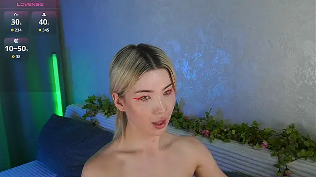 LindaThackerrn Live XXX chat