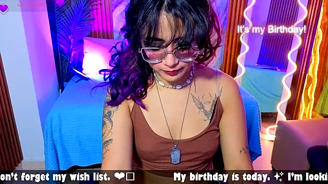 kristen_tay Live XXX-Chat
