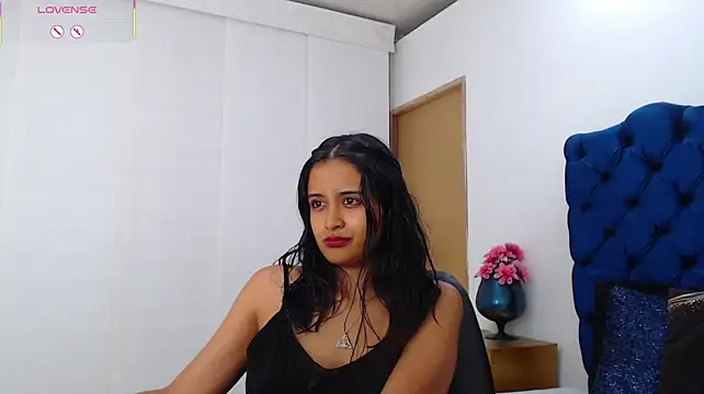 Lili666_のライブXXXチャット