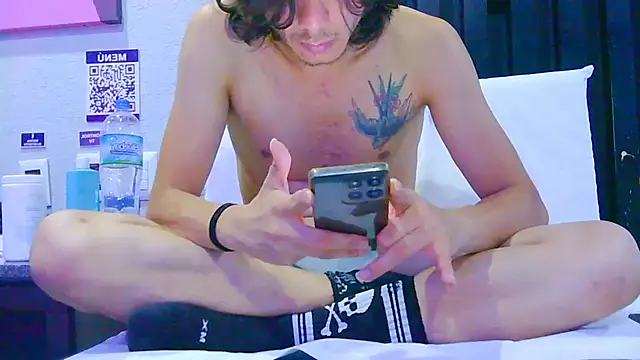 Latinopervs Chat XXX in diretta