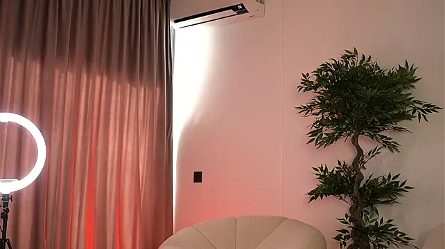Show modela Cherrysweett na web-kameri