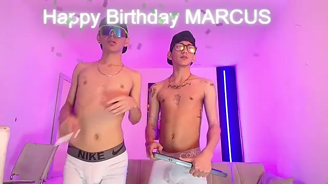 Marcus_and_Tony 라이브 XXX 채팅