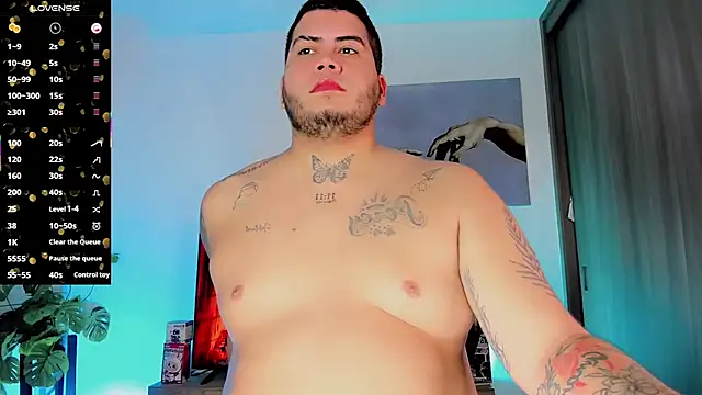 Thomas_chubbyxhot Show in webcam