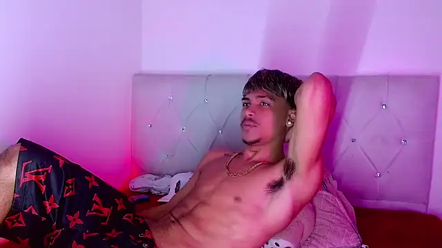 Angel_foxc13 网络视讯表演