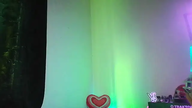Guyst049 Chat XXX live