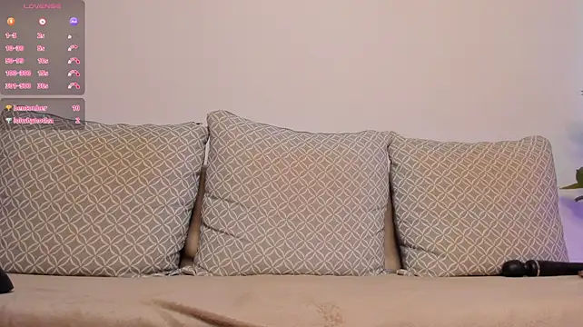 Chat +18 de Emily_seraphineee ao vivo
