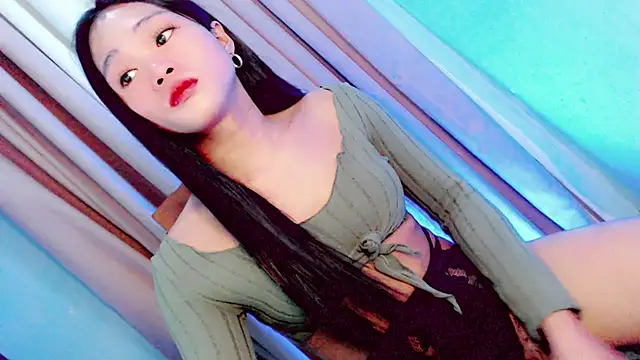 Amomentoflust202 Webcam Show