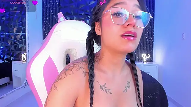 XXX chat uživo modela AnaiaClarck