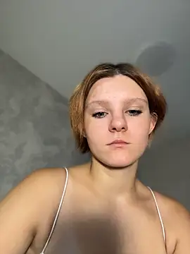 NinaParri Chat XXX in diretta