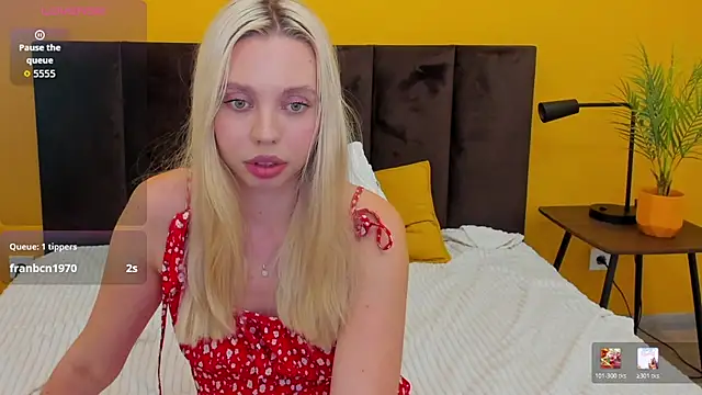 TessaAdorable live XXX chat