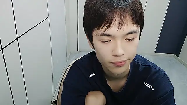 T2028T's Live XXX Chat