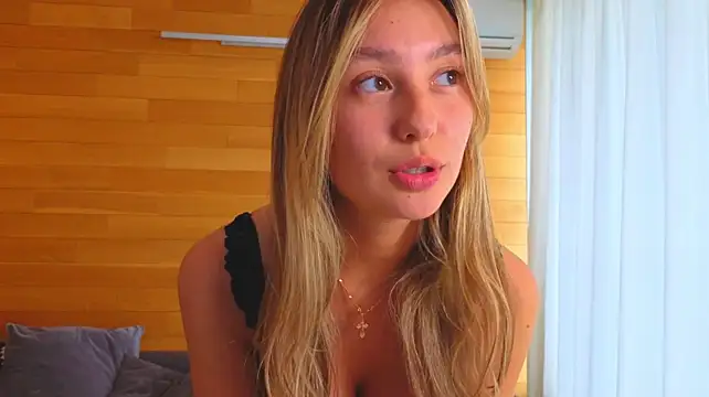 دردشة AntonelaAmeli الجنسية المباشرة