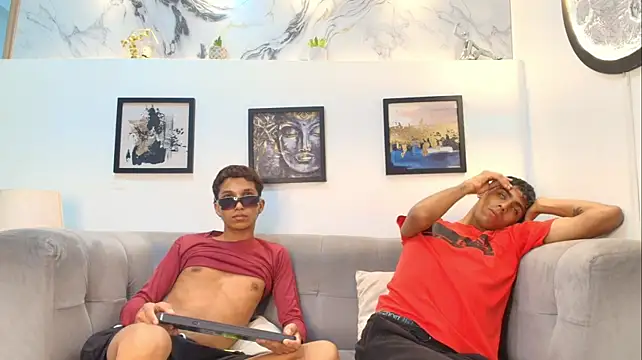 RED_ZONE_BOYS live XXX chat