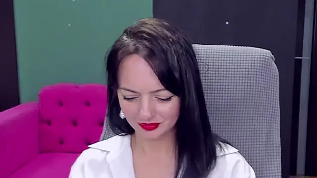 BellaRowan live XXX chat