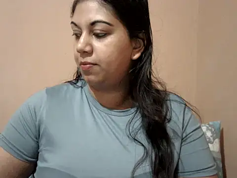 Chatroom XXX en direct de bellachow10