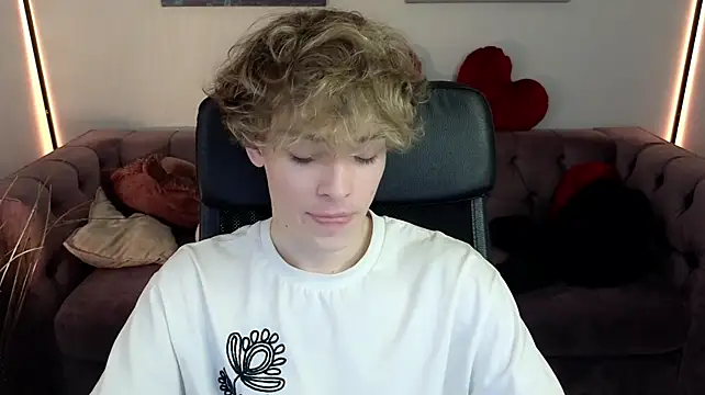 kevingarsiaa Chat XXX live