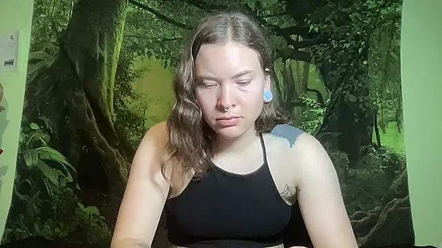 Wood_Elf live XXX chat