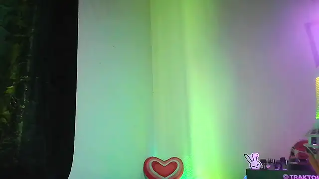 Guyst049n Live XXX chat
