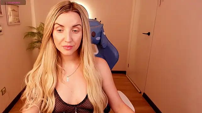 White_F0x webcam show