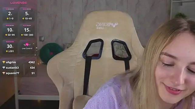 Shy_Polly Chat XXX in diretta