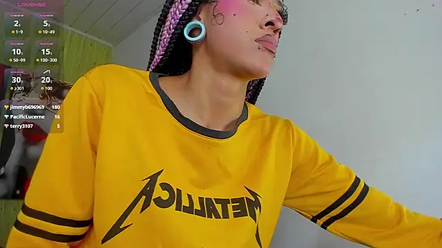 Chat +18 de dolly_boob ao vivo