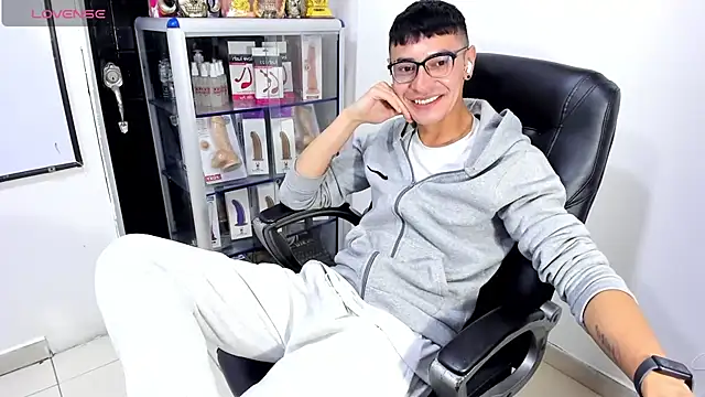 Show webcam de Alexx_bigcockk