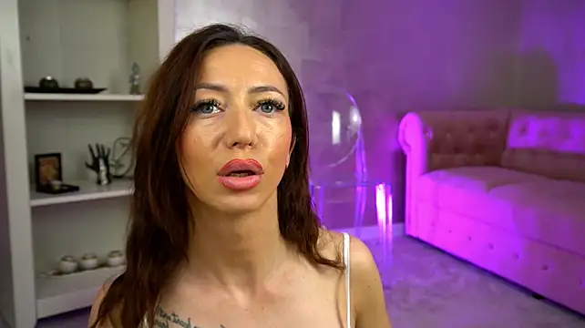 Živý XXX chat RubyFever
