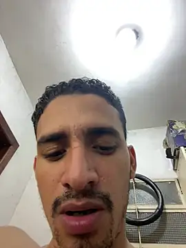 Chat XXX en directo de ikaro21