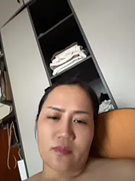 Amy_168 在線直播表演