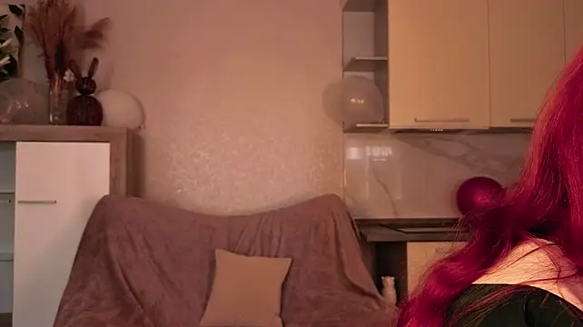 InternetGirlfriend: απευθείας συνομιλία ΧΧΧ