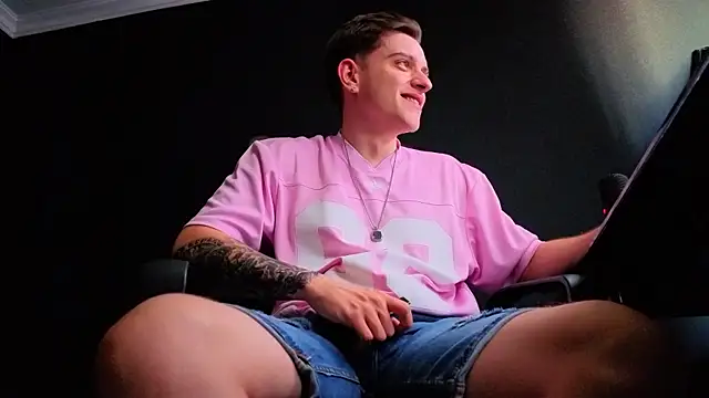 XXX chat uživo modela FelixStarkk