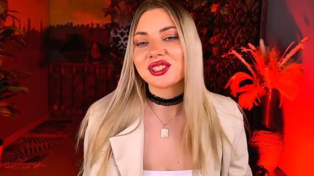 Chat XXX en directo de HyileyClark