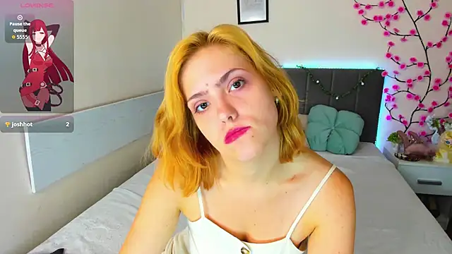 دردشة DellaRows الجنسية المباشرة