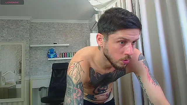 JonahShaw Chat XXX live