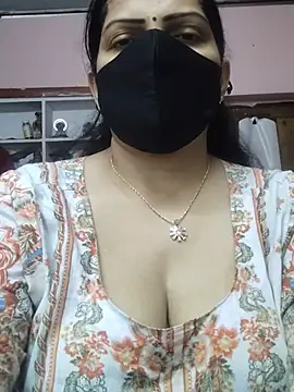 EZMA_7 Chat XXX in diretta