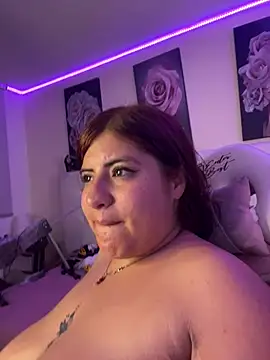 kylievoosx Show in webcam