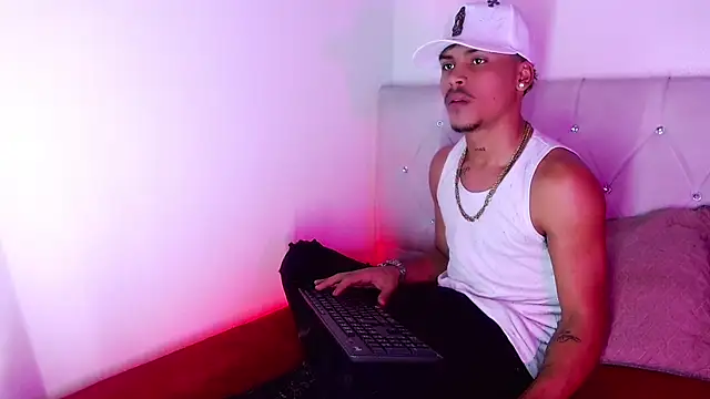 Angel_foxc13のライブXXXチャット