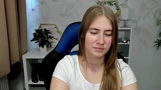 Chatroom XXX en direct de candy_Megan